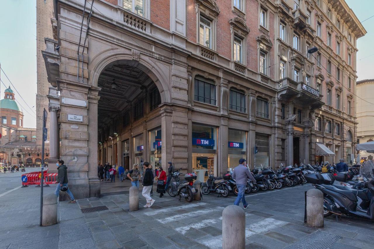 Bologna Piazza Del Nettuno Apartment Buitenkant foto