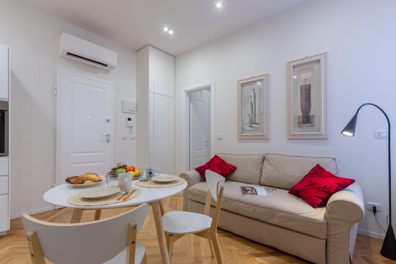 Bologna Piazza Del Nettuno Apartment Buitenkant foto