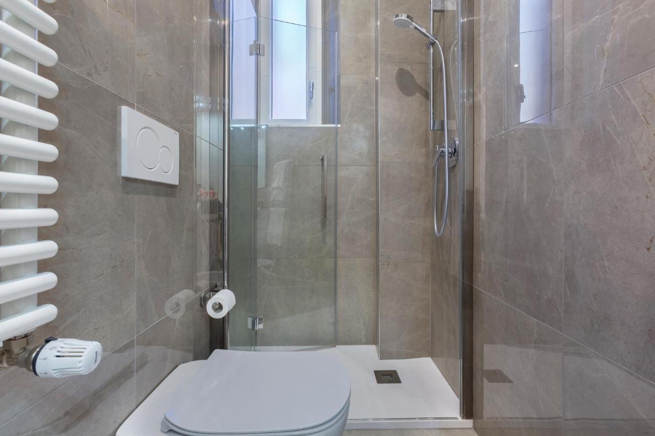Bologna Piazza Del Nettuno Apartment Buitenkant foto